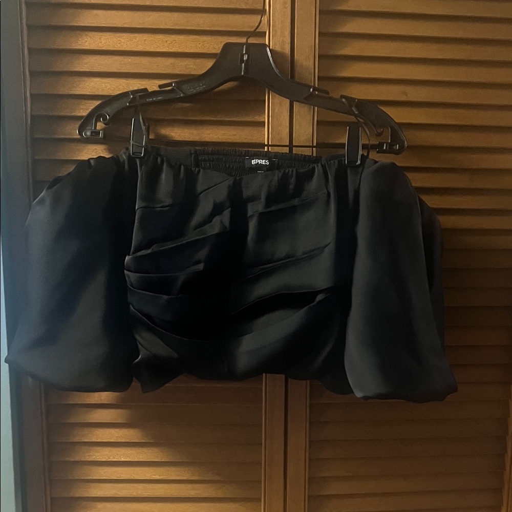 Express Black Draped Off-Shoulder Top - Picture 3 of 6